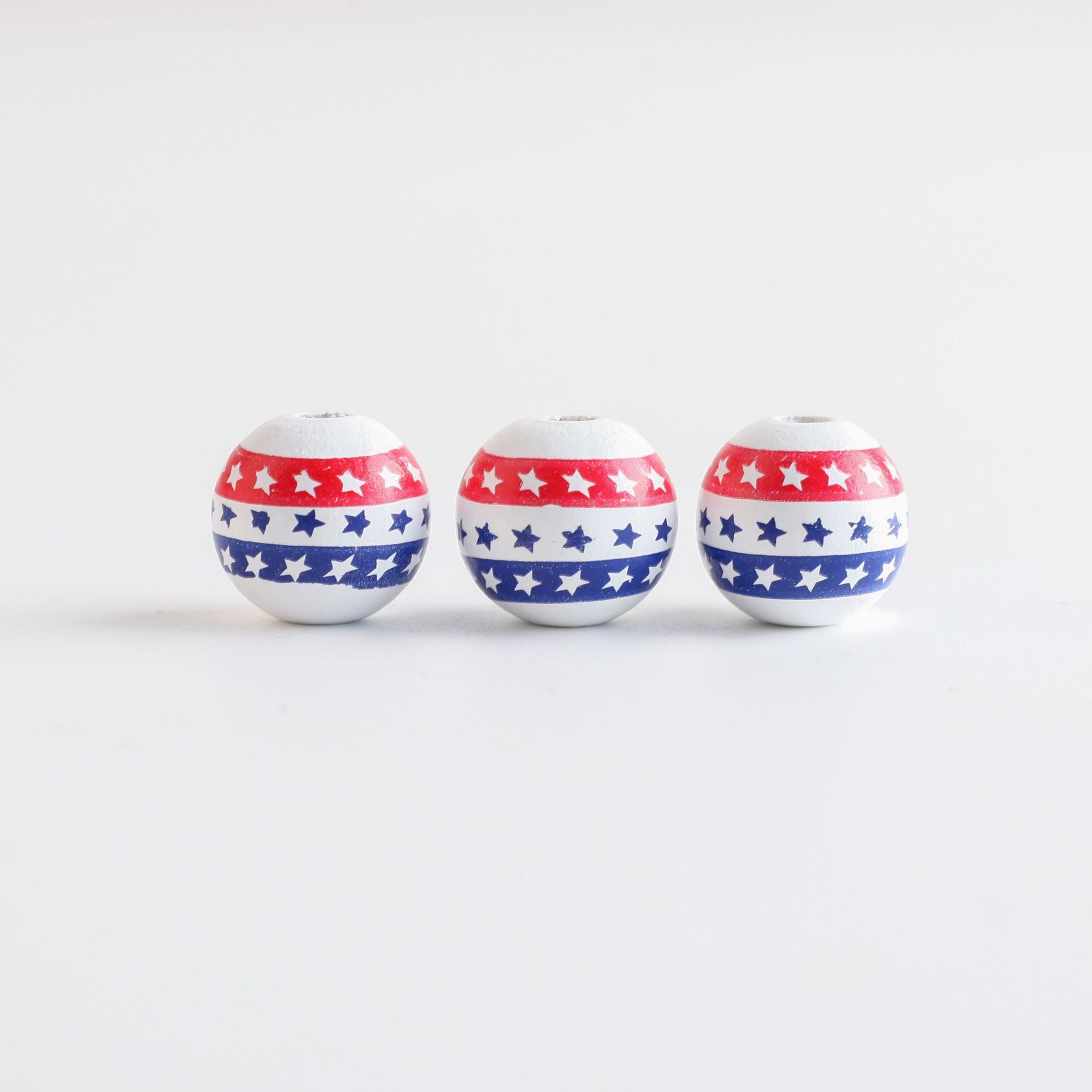 Wholesale of 10PCS/PACK Independence Day Wreath Printed Wooden Beads